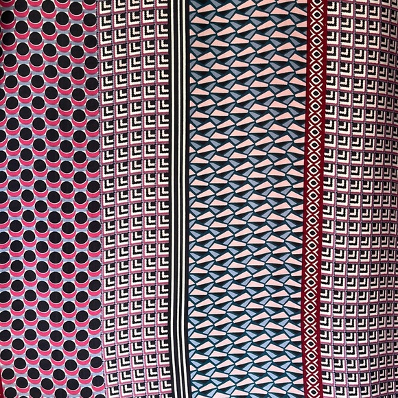 Van Heusen Blouse - Picture 3 of 6